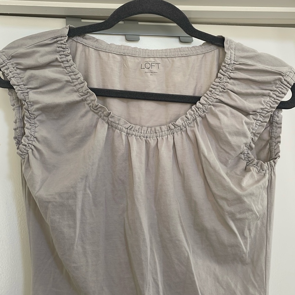 XS loft shirt
